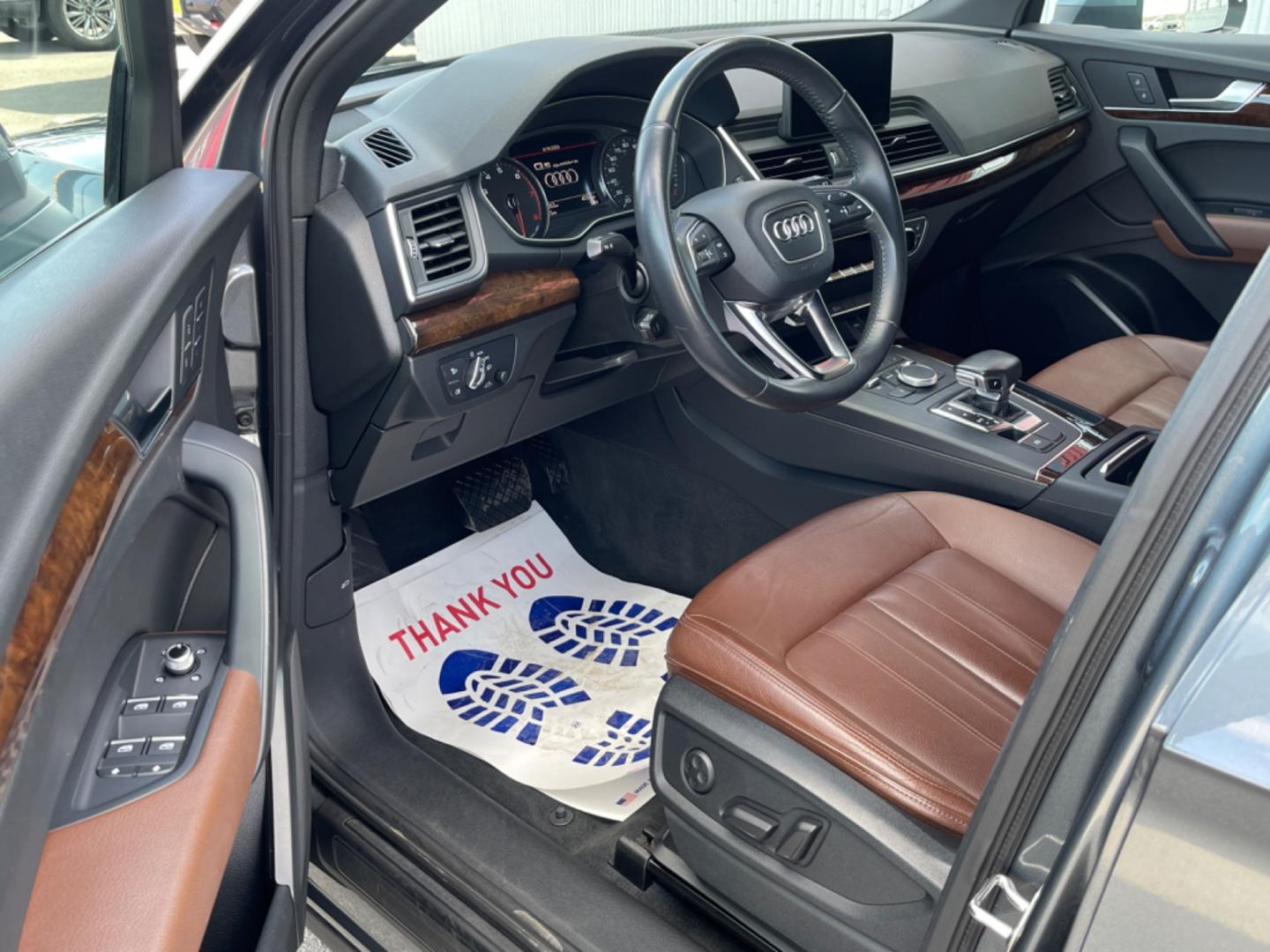 2019 GRAY AUDI Q5 2.0T QUATTRO PREMIUM (WA1ANAFY0K2) with an 2.0L engine, Automatic transmission, located at 1960 Industrial Drive, Wasilla, 99654, (907) 274-2277, 61.573475, -149.400146 - Photo#9